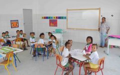 prefeitura-de-feira-de-santana-abre-vagas-para-professor-da-educacao-infantil-ao-5o-ano-do-ensino-fundamental;-veja-edital